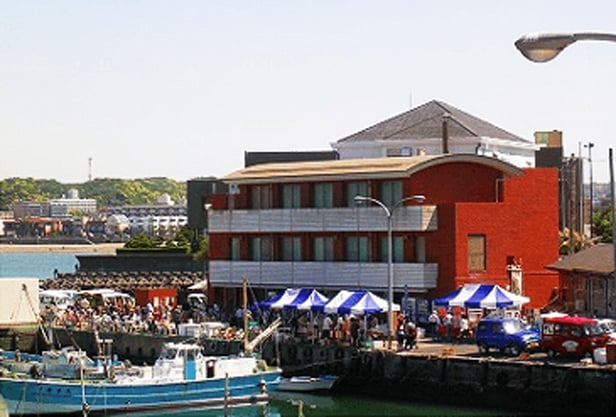 Food, sea and arts, taste the whole Hayama!