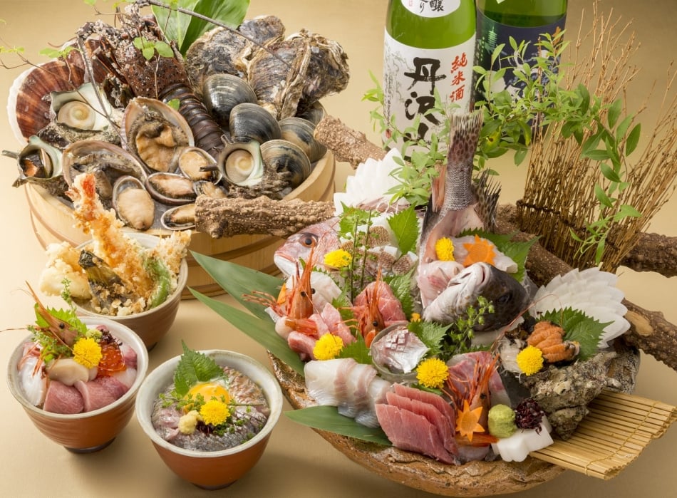 Uokuni Seafood Side street
